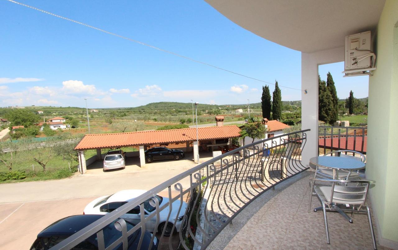 Apartments Villa Mara Rovinj Luaran gambar