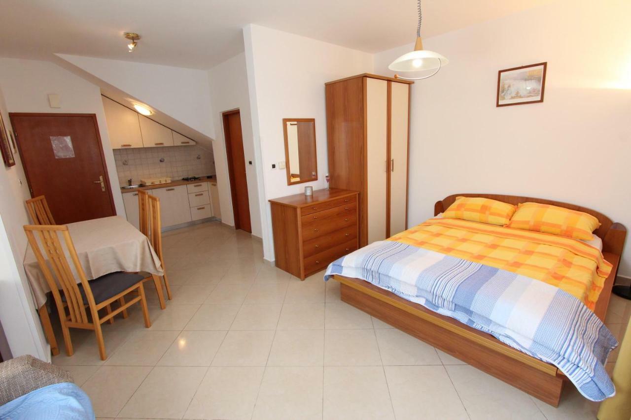 Apartments Villa Mara Rovinj Luaran gambar