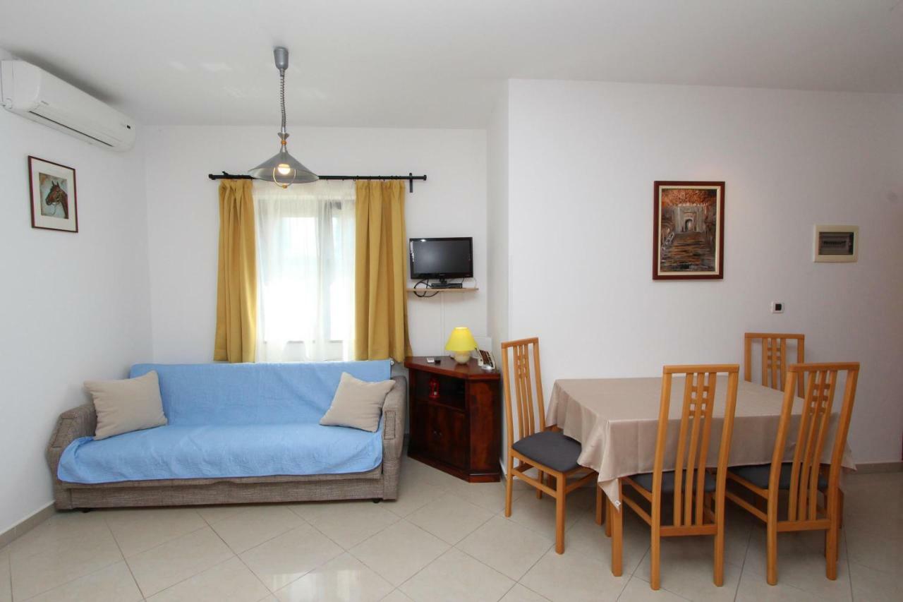 Apartments Villa Mara Rovinj Bilik gambar