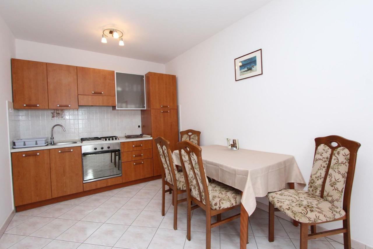 Apartments Villa Mara Rovinj Luaran gambar
