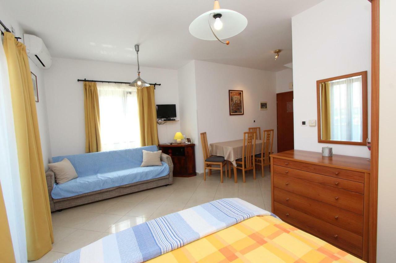 Apartments Villa Mara Rovinj Luaran gambar